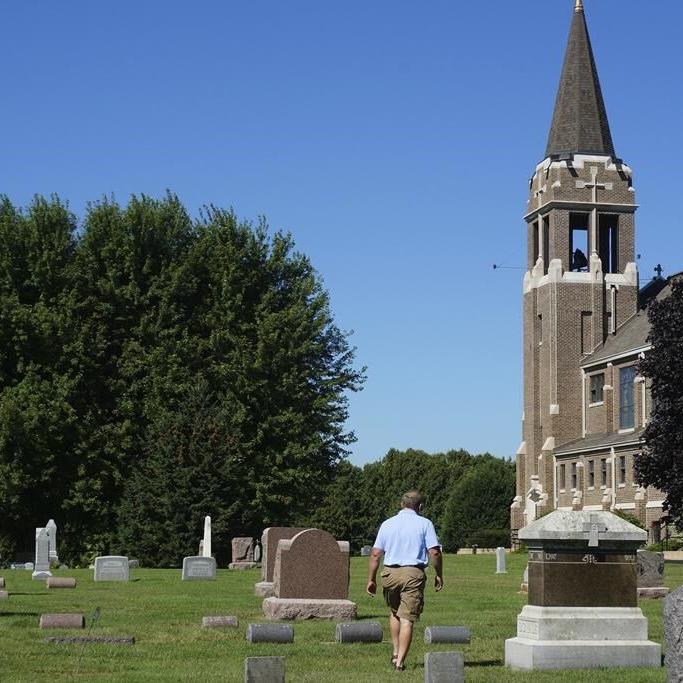 Lutherans in Walz's Minnesota put potlucks before politics during divisive election season